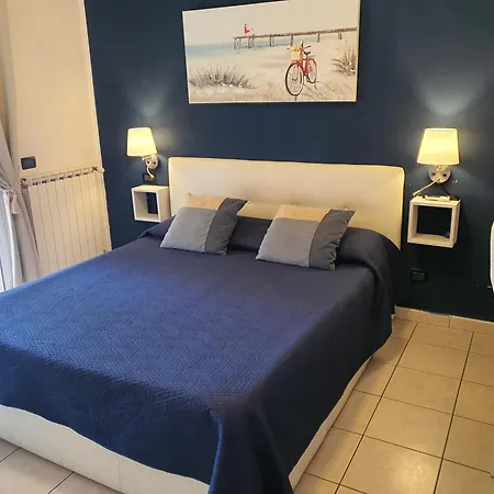 Guest House Brezza Marina-2